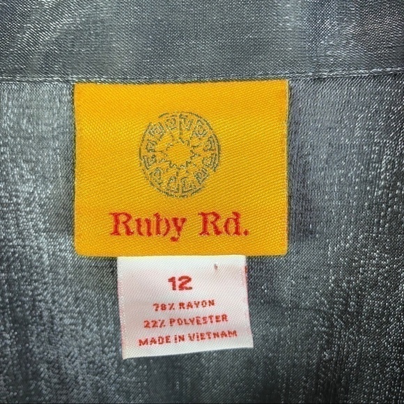 Ruby Rd. Gray Shiny Metallic Button Down Blouse - Picture 3 of 9